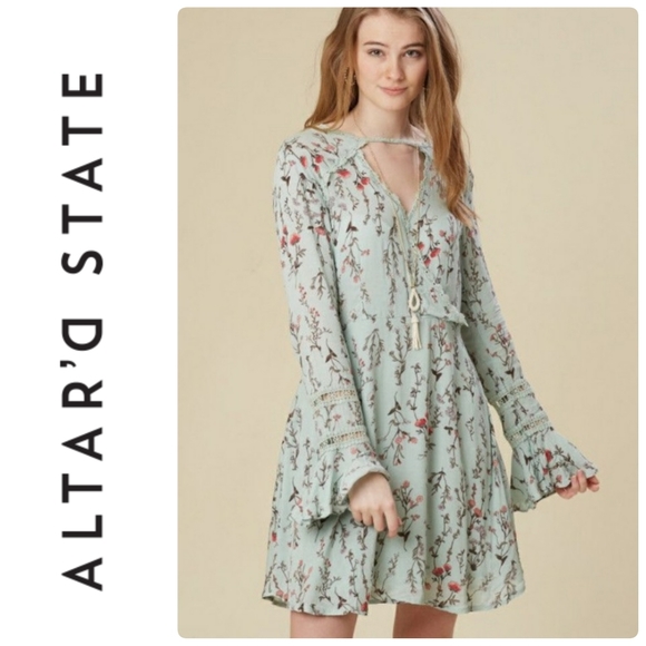 Altar'd State Dresses & Skirts - Altar'D STATE Mint Floral Chiffon Dress